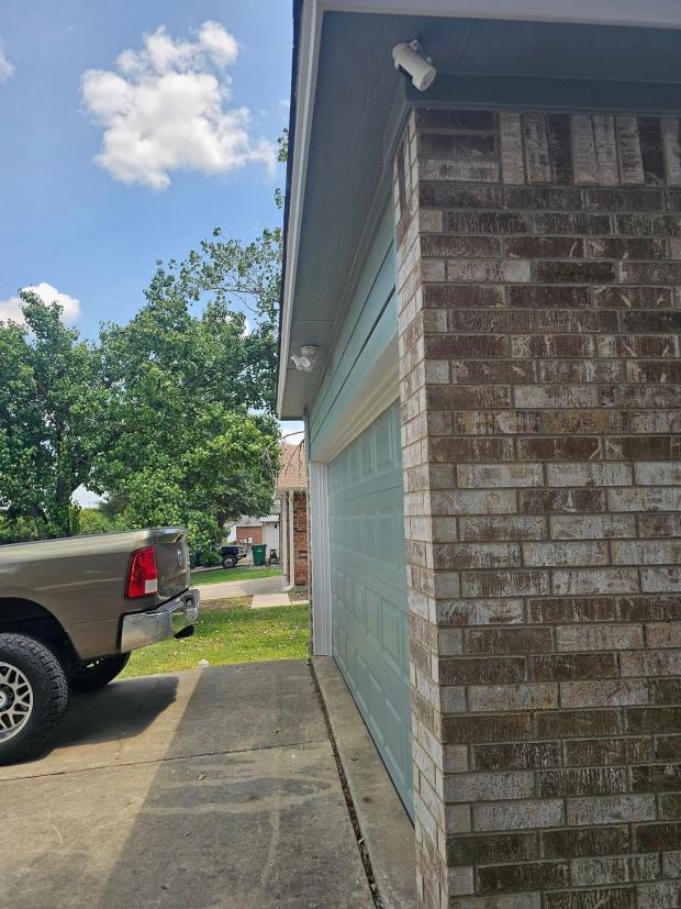 Simonton Daylight Max detail — Ridge At Steeds Crossing Phase B, Pflugerville (photo 8)