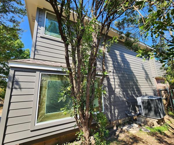Siding project photo 2 of 5 — South Austin, Austin, TX