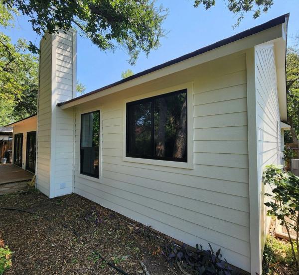 Siding project photo 1 of 7 — Ridgewood, Cedar Park, TX