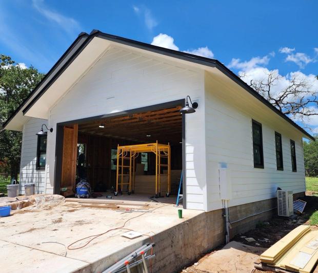 Siding project photo 5 of 5 — Driftwood, TX