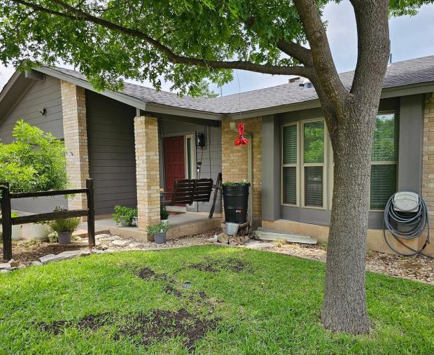 James Hardie HardieTrim detail — Village At Anderson Mill, Austin (photo 5)