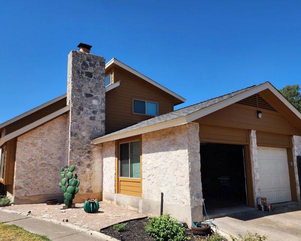 Siding project photo 1 of 3 — Leisurewoods, Buda, TX
