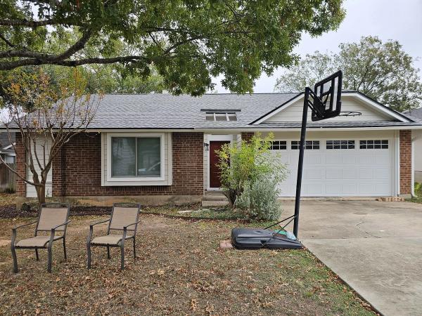 Siding & Garage Doors in Butternut Place, Cedar Park, TX