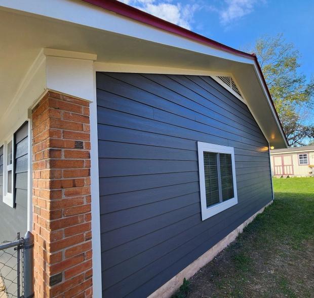 Siding project photo 2 of 4 — Breezewood, Austin, TX