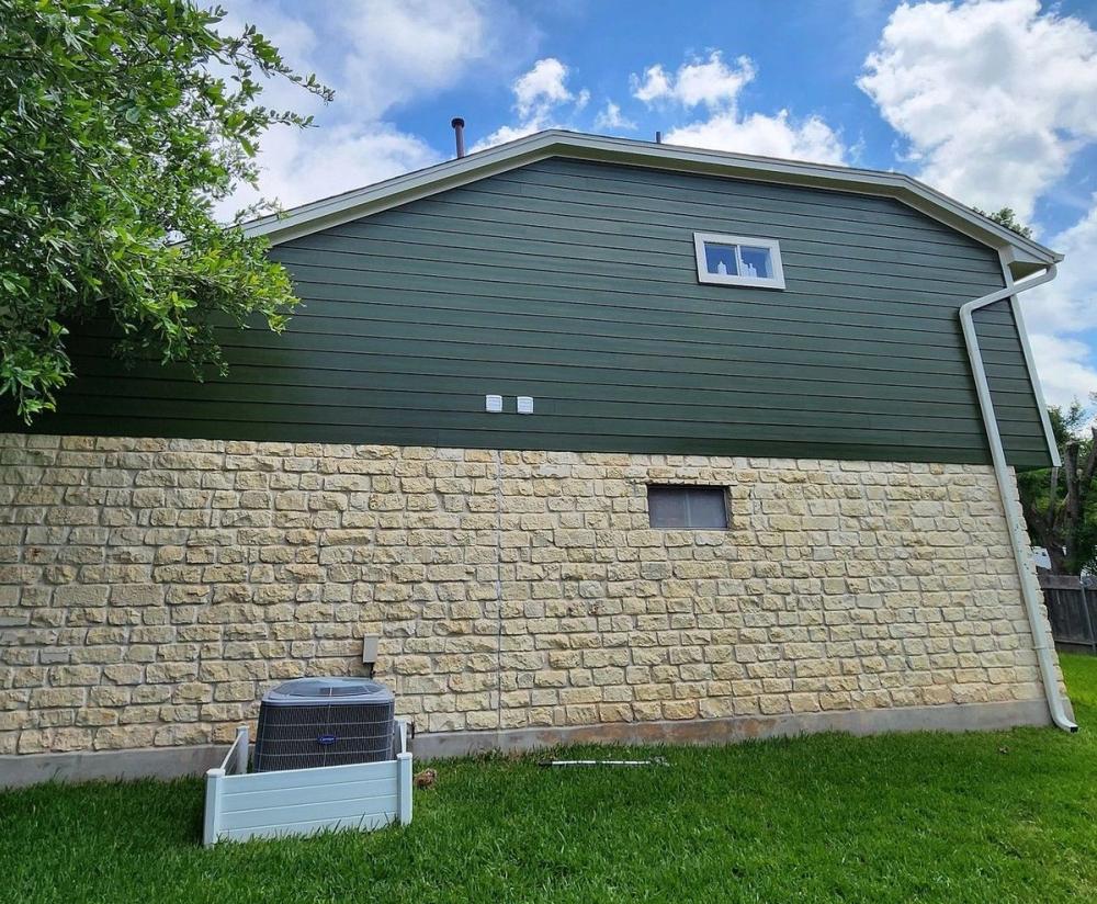 Siding project photo 1 of 5 — Old Town Pflugerville, Pflugerville, TX
