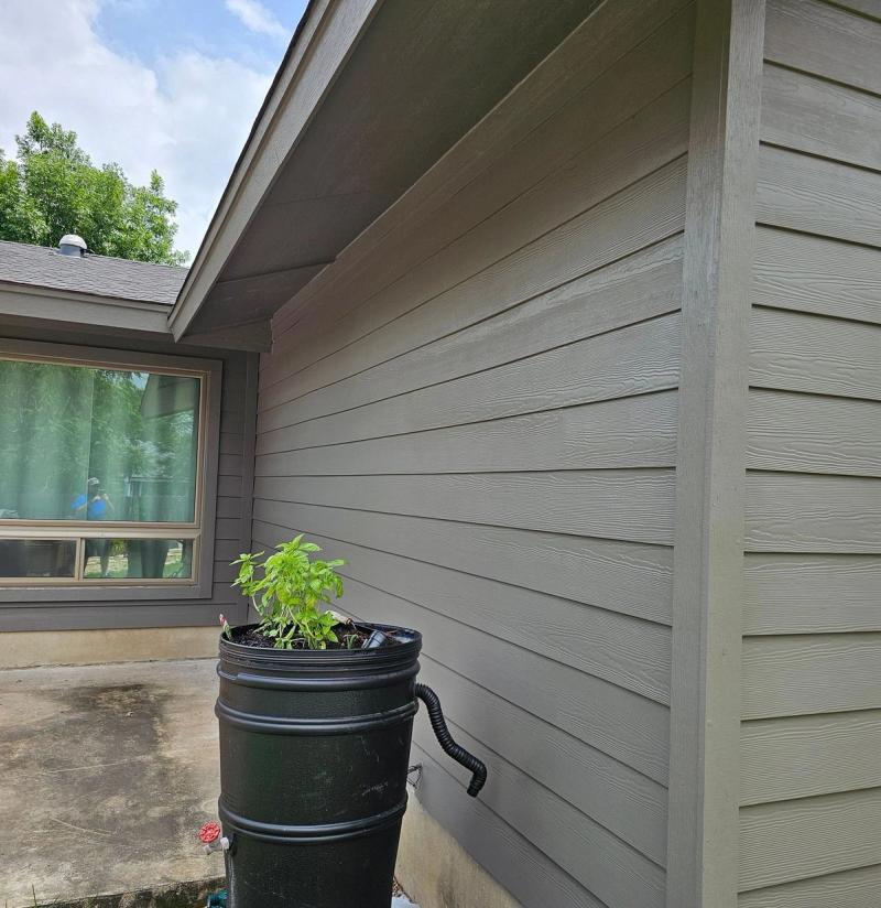 James Hardie HardieTrim detail — Village At Anderson Mill, Austin (photo 9)