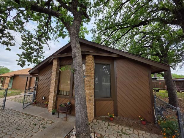 Siding project photo 6 of 10 — Castlelake, Marble Falls, TX