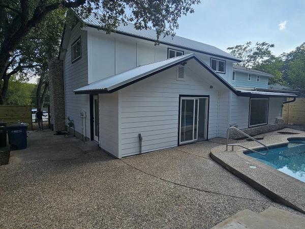 Siding project photo 2 of 4 — Austin, TX