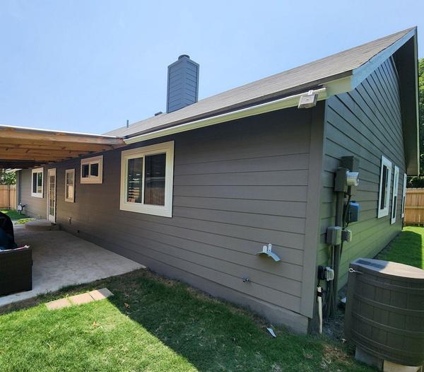 Siding project photo 1 of 5 — North Austin, Austin, TX