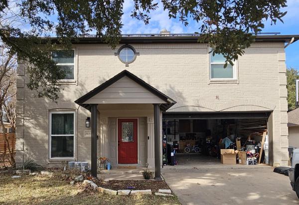 Siding project photo 2 of 4 — Woods Boulevard, Round Rock, TX