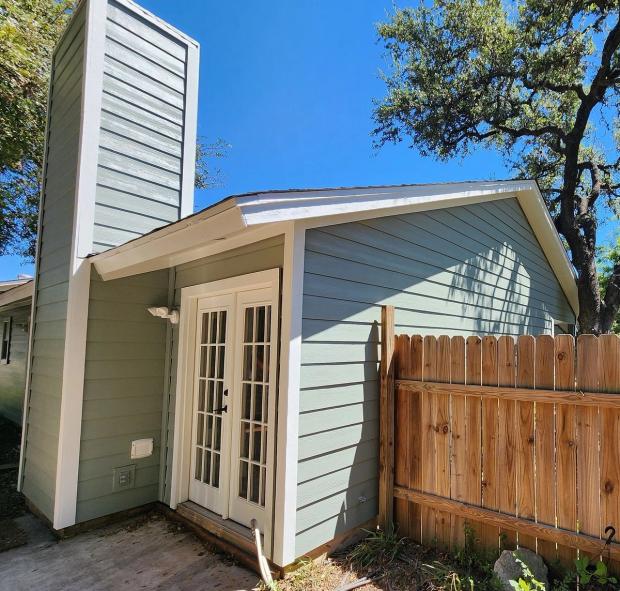 James Hardie 8.25" Select Cedar Mill detail — Cherry Creek, Austin (photo 4)