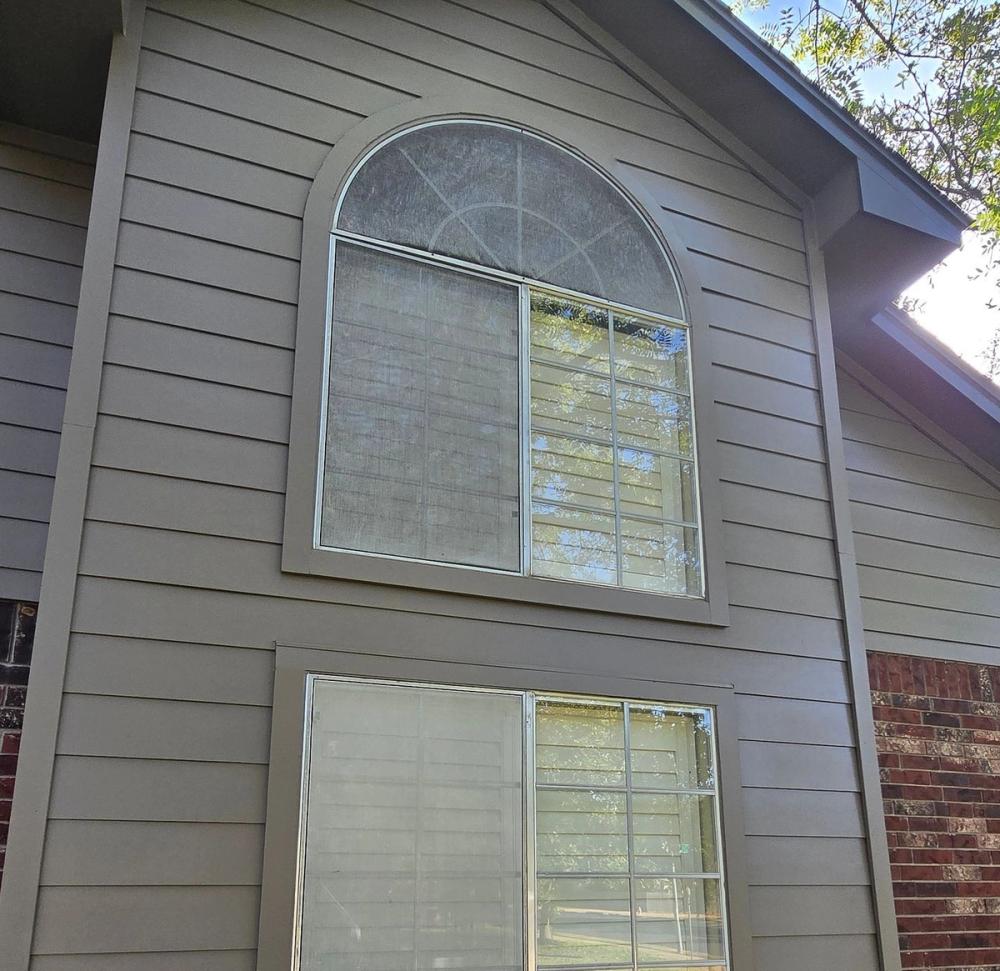James Hardie 8.25" Smooth Siding detail — Village At Western Oaks, Austin