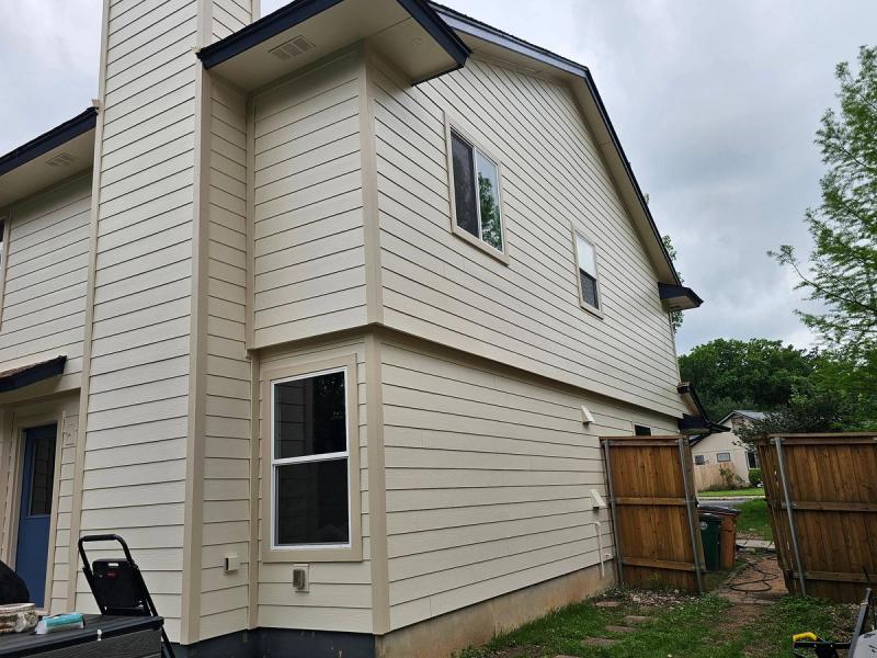 James Hardie 8.25" Select Cedar Mill detail — Cherry Creek, Austin (photo 4)