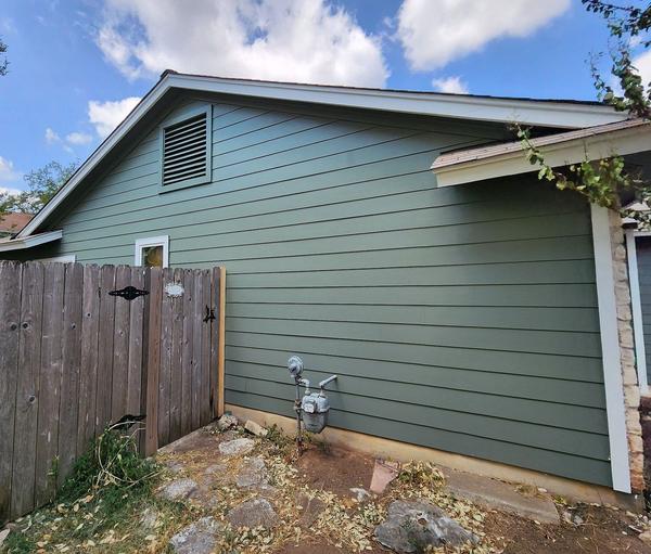 Siding project photo 4 of 7 — Milwood, Austin, TX