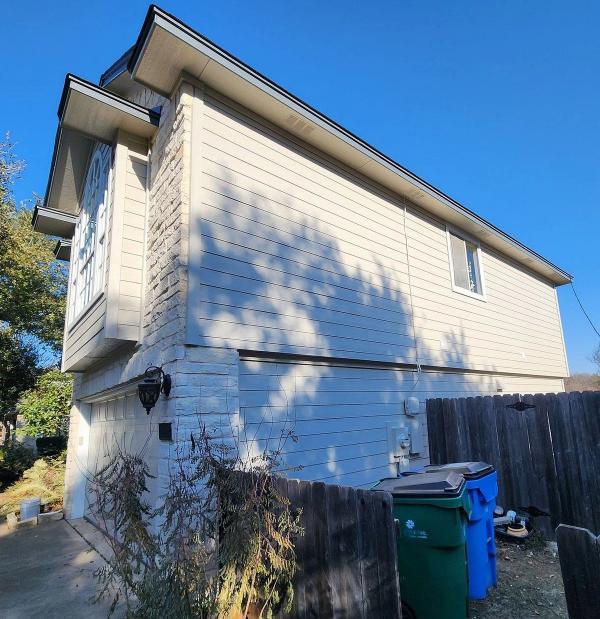 Siding project photo 4 of 6 — Wells Branch, Austin, TX