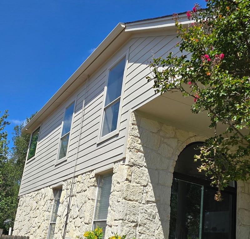 James Hardie 8.25" Primed Select Cedar Mill detail — Anderson Mill West, Cedar Park (photo 6)