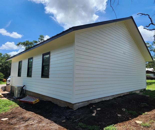 Siding project photo 4 of 5 — Driftwood, TX