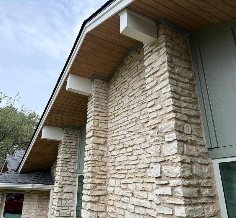 James Hardie James Hardie Board & Batten 16" On Center detail — Spicewood Springs, Austin (photo 17)