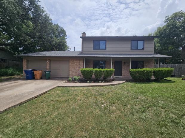 James Hardie 8.25" Select Cedar Mill detail — Oak Ridge, Austin (photo 3)