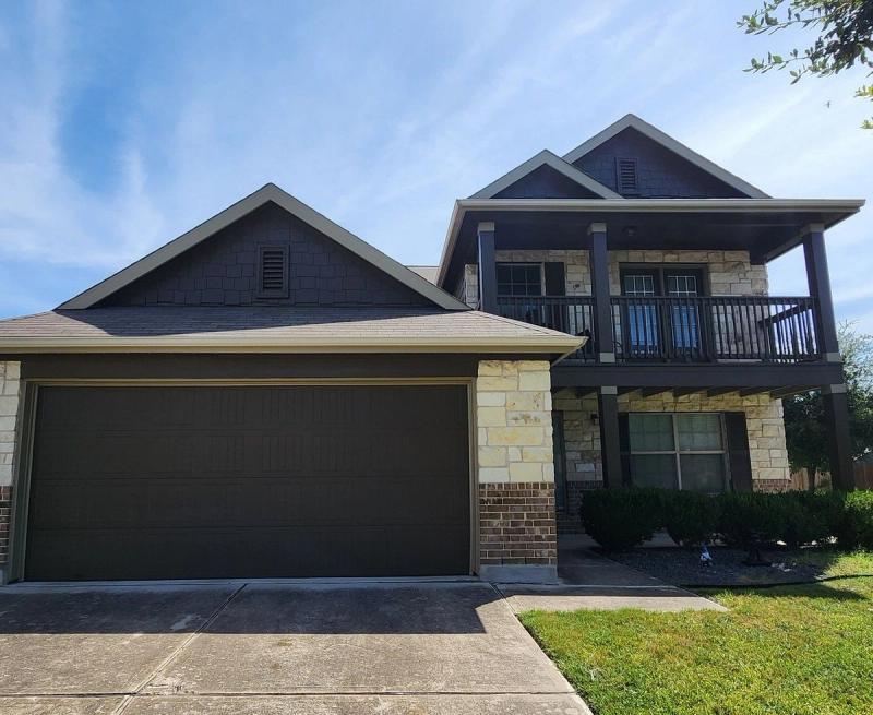Siding project photo 3 of 4 — Northeast Austin, Austin, TX