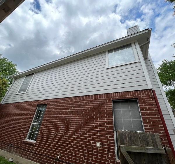 Siding project photo 2 of 4 — Maple Run, Austin, TX