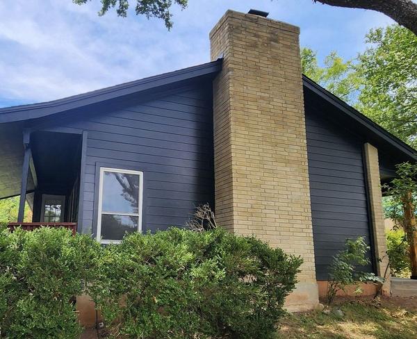 Siding project photo 2 of 9 — Montopolis, Austin, TX