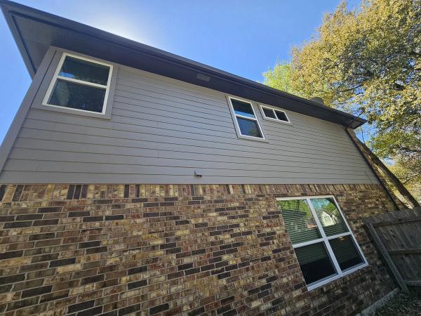 Siding project photo 2 of 4 — Ashmere, Round Rock, TX