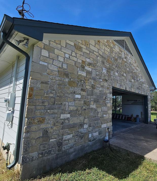 James Hardie 8.25" Select Cedar Mill detail — Austin, Dripping Springs (photo 4)