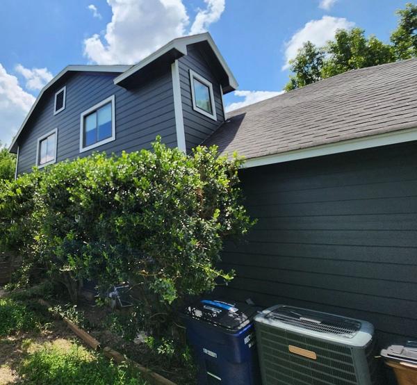 Siding project photo 5 of 7 — Gracy Farms, Austin, TX