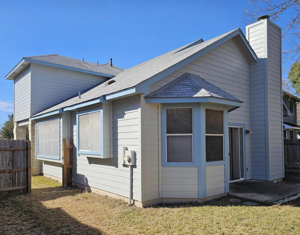 James Hardie 8.25" Select Cedar Mill detail — Windermere Phase G, Pflugerville