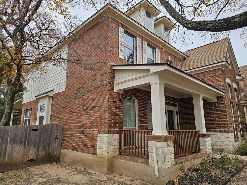 James Hardie Select Cedar Mill 8.25" detail — Davis Spring, Austin