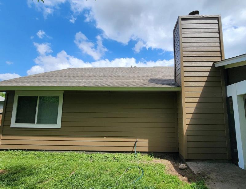 James Hardie HardiePlank Select Cedar Mill 8.25" detail — South Austin, Austin (photo 3)