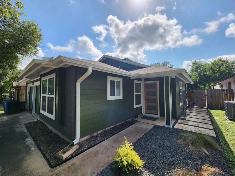 Siding project photo 3 of 4 — Milwood, Austin, TX