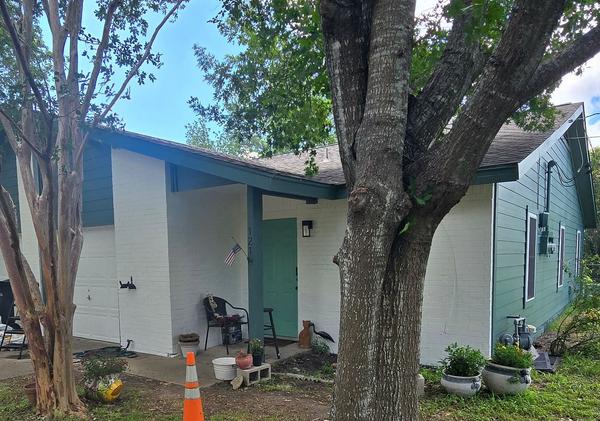 Siding project photo 4 of 9 — Goforth, Buda, TX