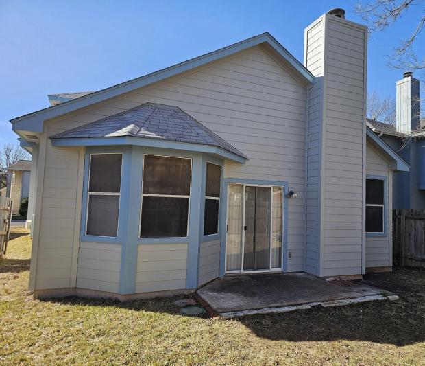 James Hardie 8.25" Select Cedar Mill detail — Windermere Phase G, Pflugerville (photo 5)
