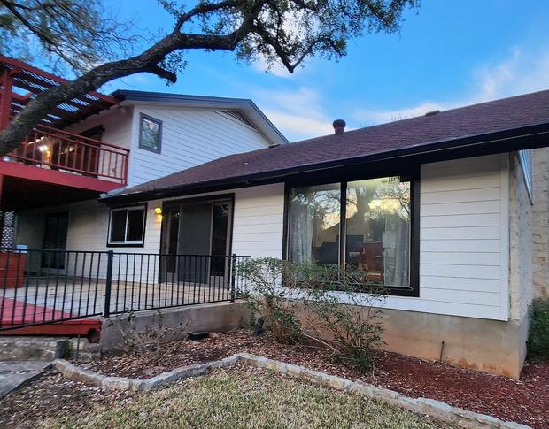 James Hardie JH 8.25" Smooth detail — Spicewood At Bullcreek, Austin (photo 6)
