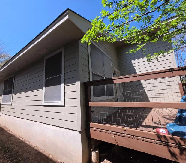 James Hardie 8.25" Select Cedar Mill detail — Parkwood, Austin (photo 3)