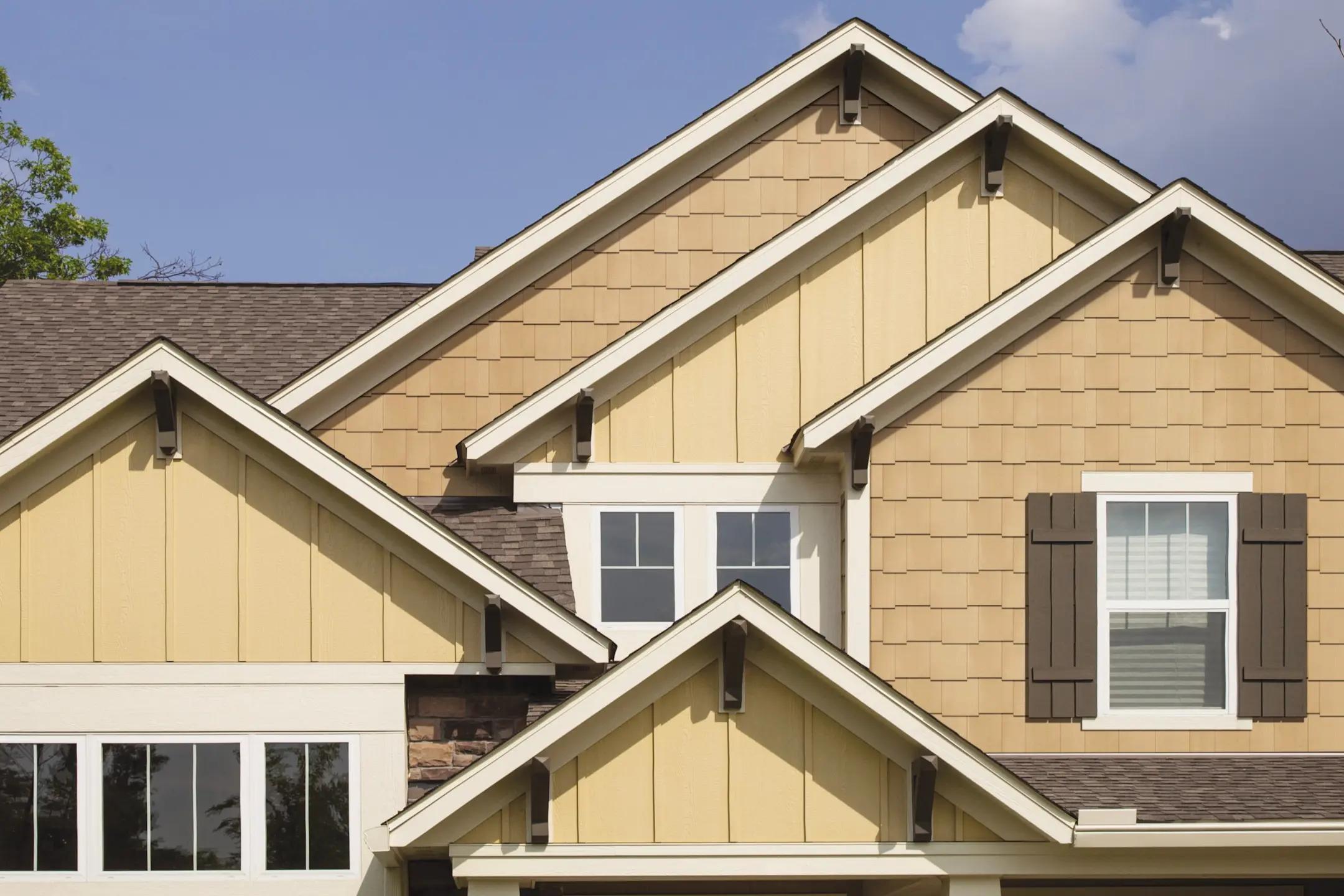 LP® SmartSide® ExpertFinish® Cedar Texture Shake Lap Siding