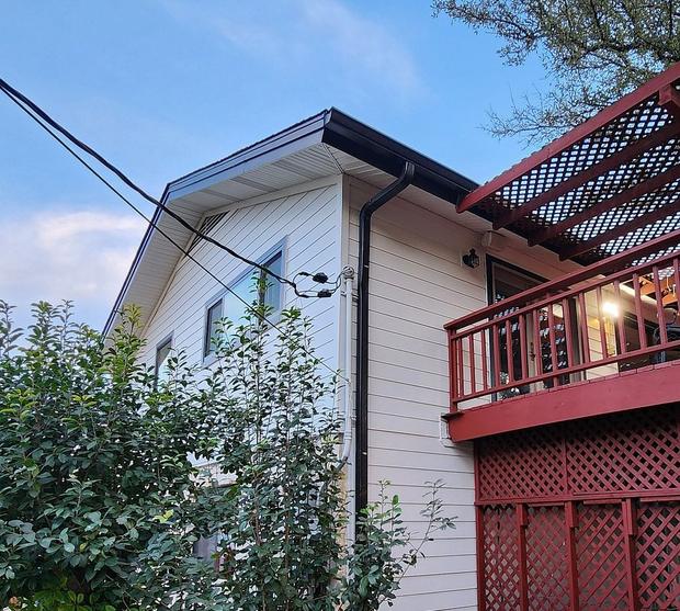 James Hardie JH 8.25" Smooth detail — Spicewood At Bullcreek, Austin (photo 2)