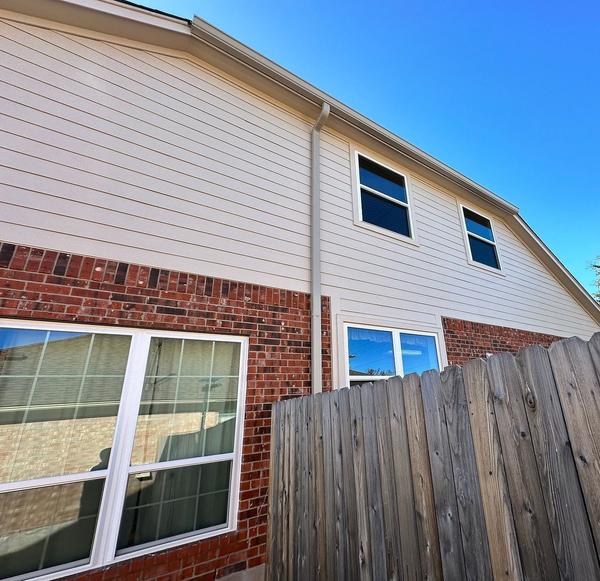 Siding project photo 5 of 10 — Avignon, Round Rock, TX