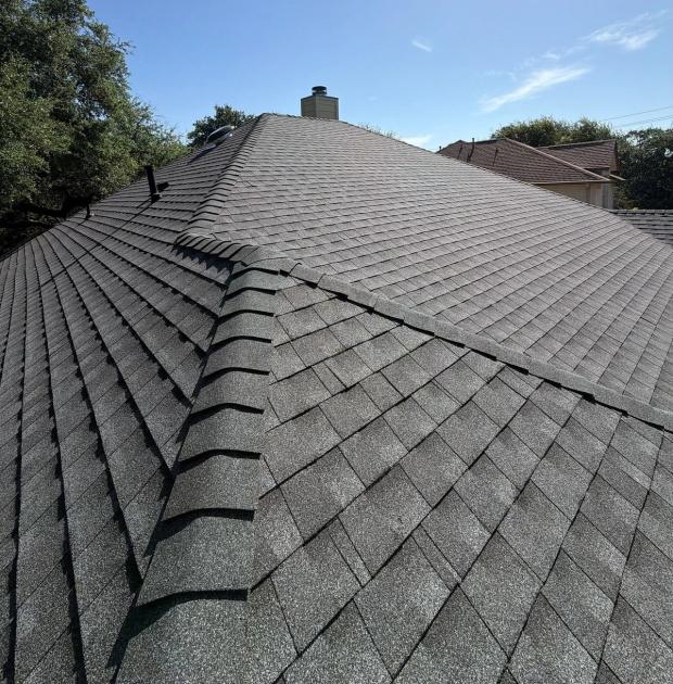 GAF Timberline HDZ detail — Legend Oaks, Austin (photo 3)