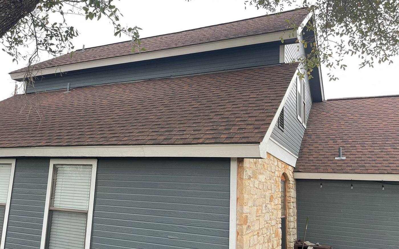 Before: the old roof at our Fairview, Round Rock job