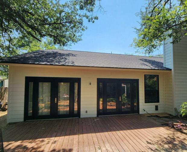 Siding project photo 2 of 7 — Ridgewood, Cedar Park, TX