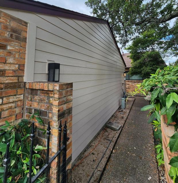 James Hardie 8.25" Primed Select Cedar Mill detail — Adirondack, Austin (photo 5)