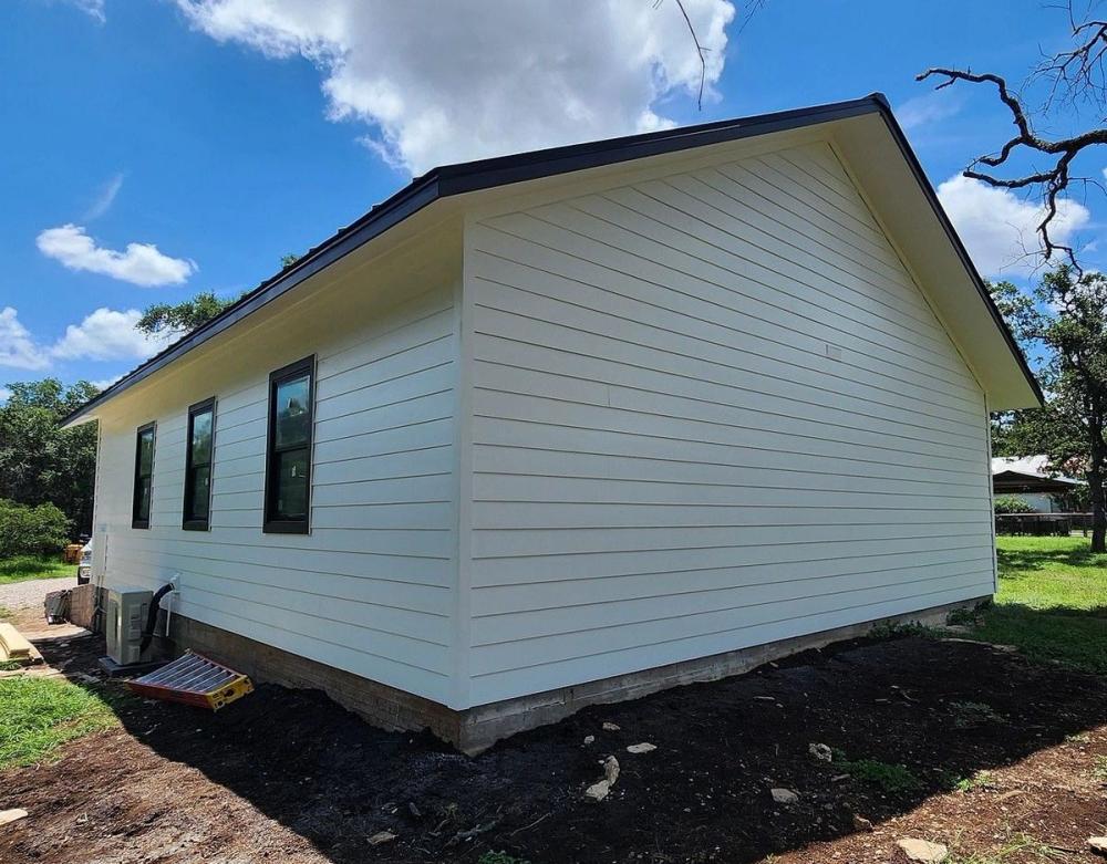 Siding project photo 1 of 5 — Driftwood, TX