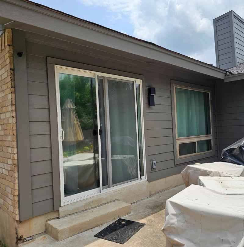 James Hardie HardieTrim detail — Village At Anderson Mill, Austin (photo 8)