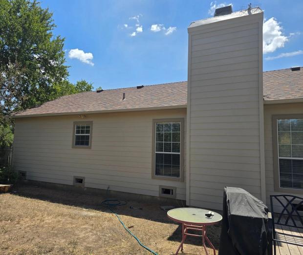James Hardie Select Cedar Mill 8.25" detail — Block House Creek, Leander (photo 3)