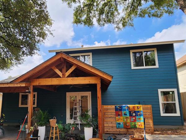 Siding project photo 2 of 6 — Northwest Hills, Austin, TX