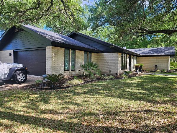 Siding project photo 4 of 7 — Shady Hollow, Austin, TX