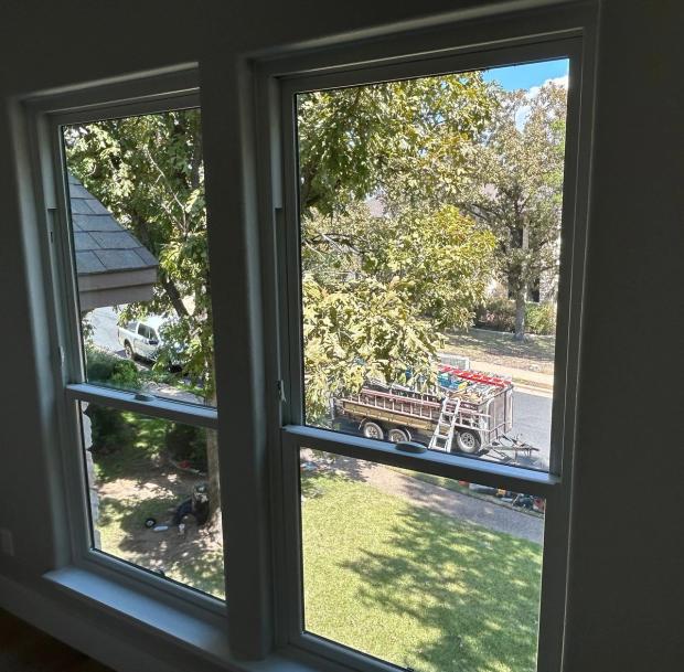 Andersen 100 Series detail — Jester Point, Austin (photo 4)